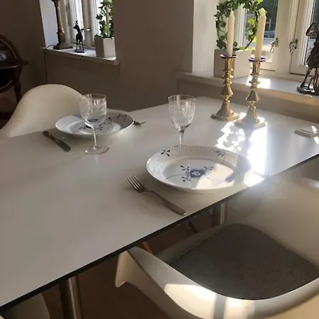 Cozy, Quiet Perfect For Business Or Pleasure Vila Hillerød