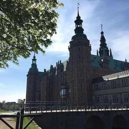 Cozy, Quiet Perfect For Business Or Pleasure * Hillerod