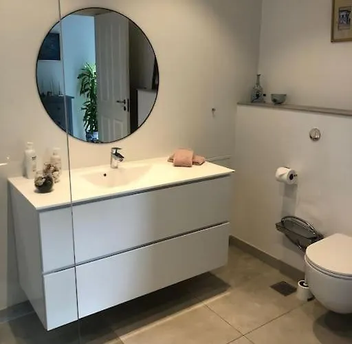 Villa Cozy, Quiet Perfect For Business Or Pleasure Hillerød